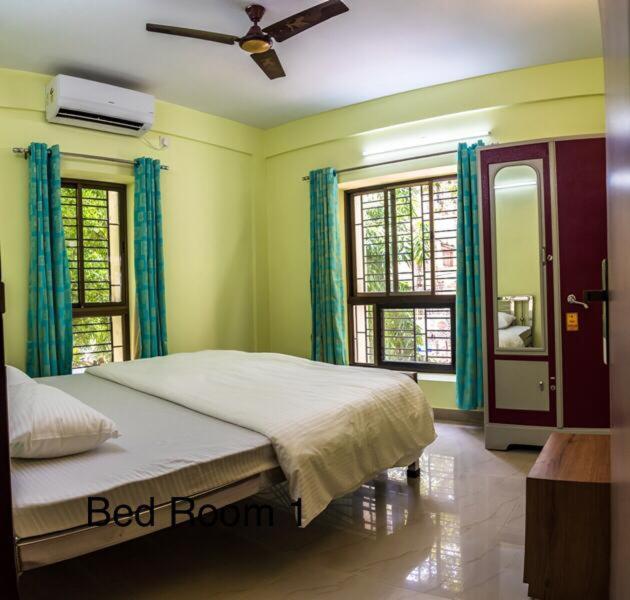 Emerald By Olys Apartment Kolkata Bagian luar foto